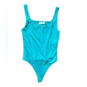 Aritzia Babaton Aqua Square neck Bodysuit Size Small